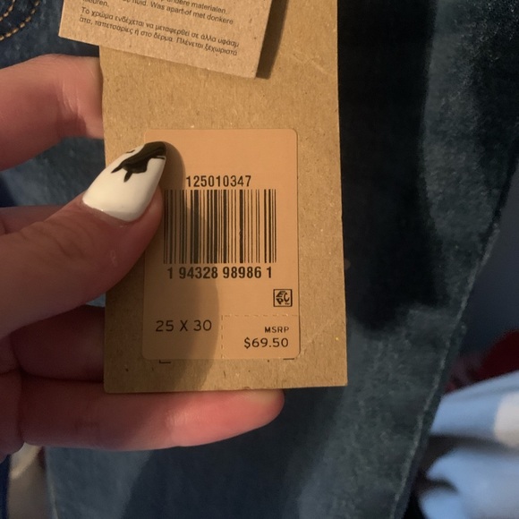 Brand new Levi 501 jeans - Picture 3 of 4